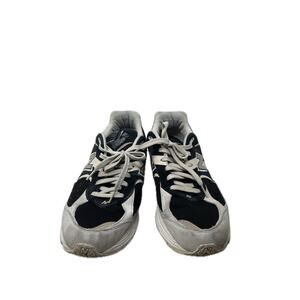 New Balance 2002RTZ Black Beige Tan Sneakers Mens 13